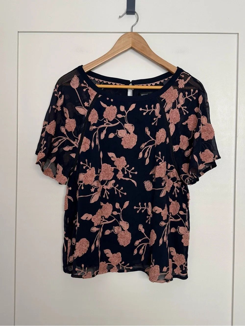 Maeve Anthropologie Franca Textured Blouse S Navy Pink Embroidered Floral Boho